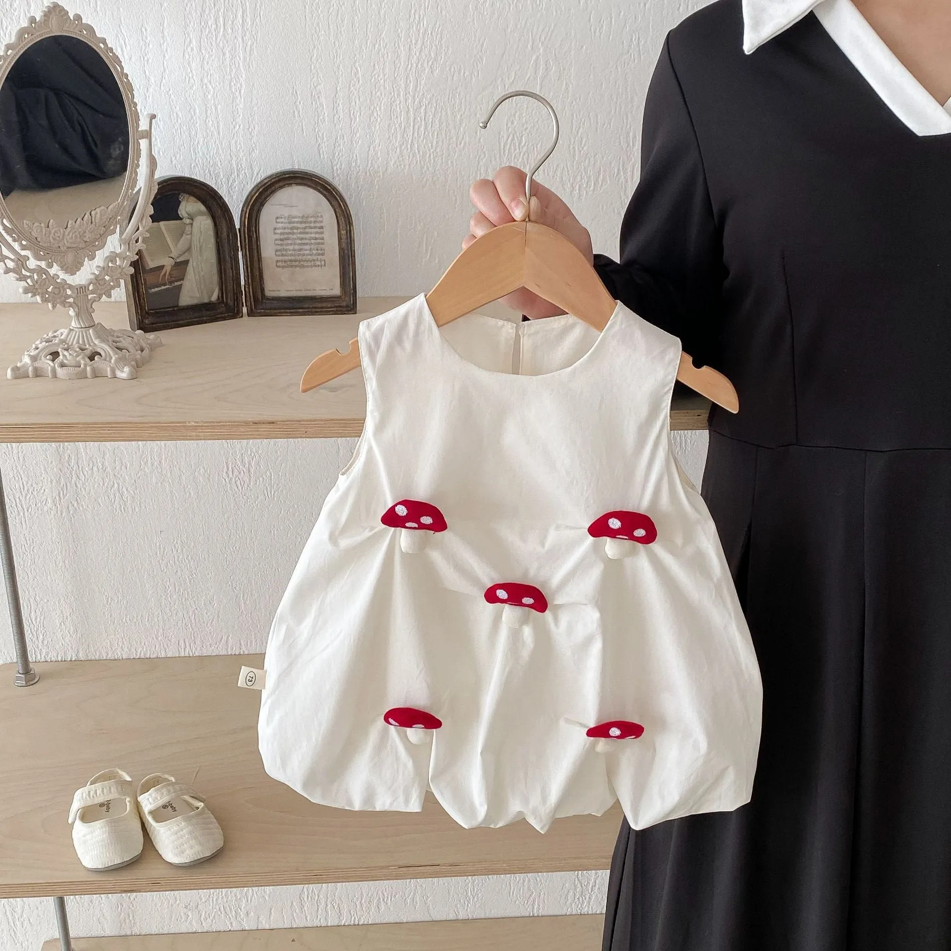 Girls' Cute Vest Skirt
