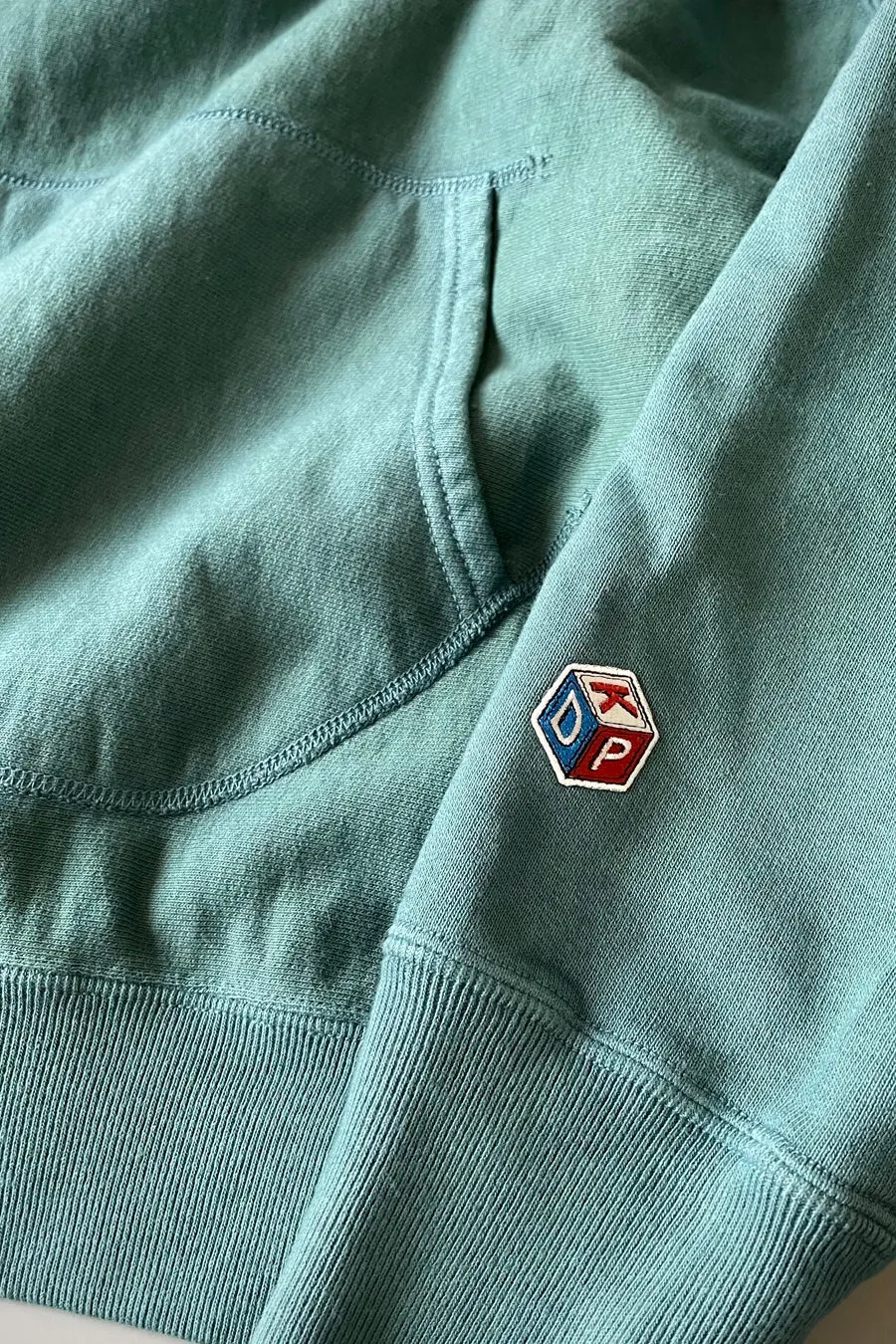 〈RECOGNIZE〉SOLID HOODIE